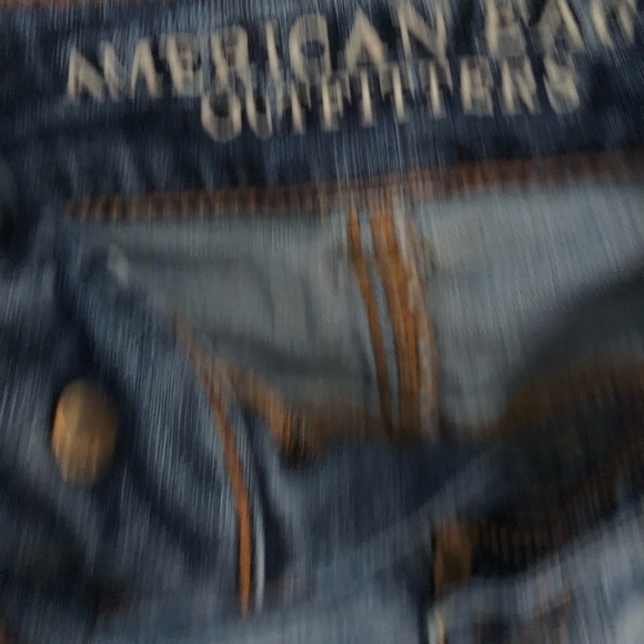 American Eagle Outfitters size 2 dark denim shorts - Picture 4 of 5